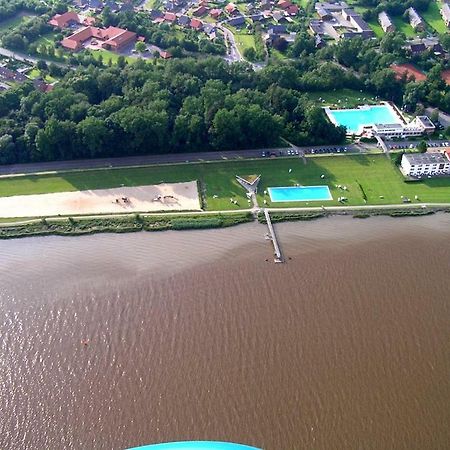 Апартаменты Idyllisches Reethaus Тённинг Экстерьер фото